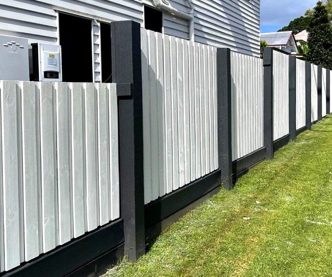 Fence painting services in Brisbane